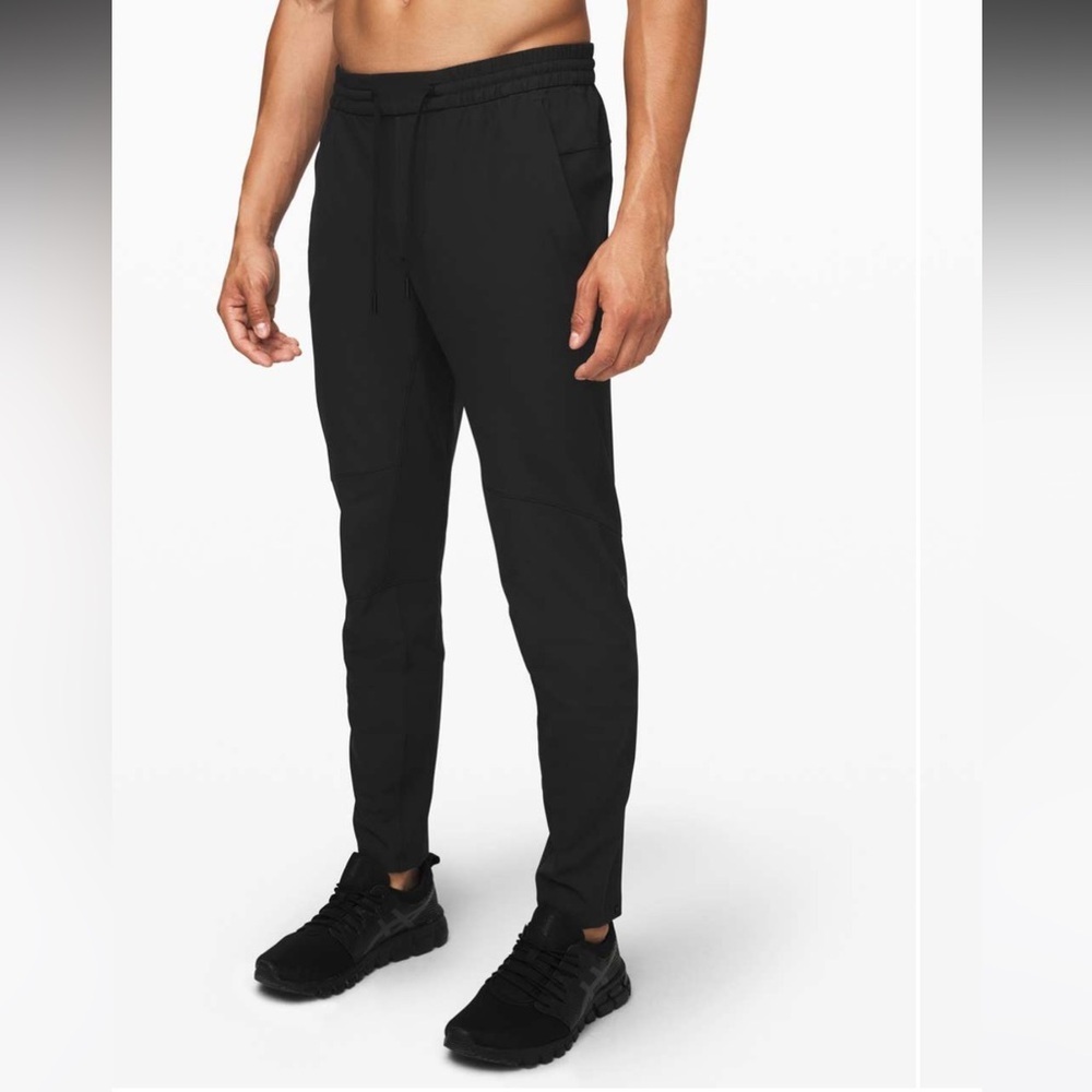 Lululemon Mens License To Train pant  Black US Large sold out